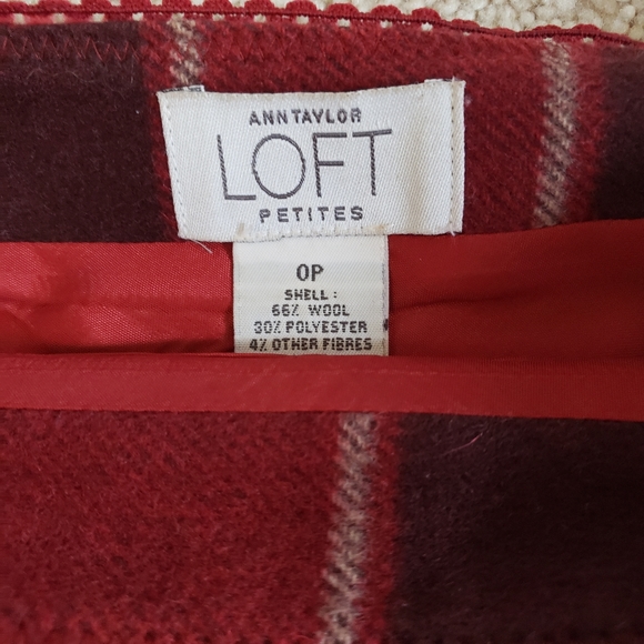 Ann Taylor Loft wool blend skirt size 0P - Picture 4 of 4